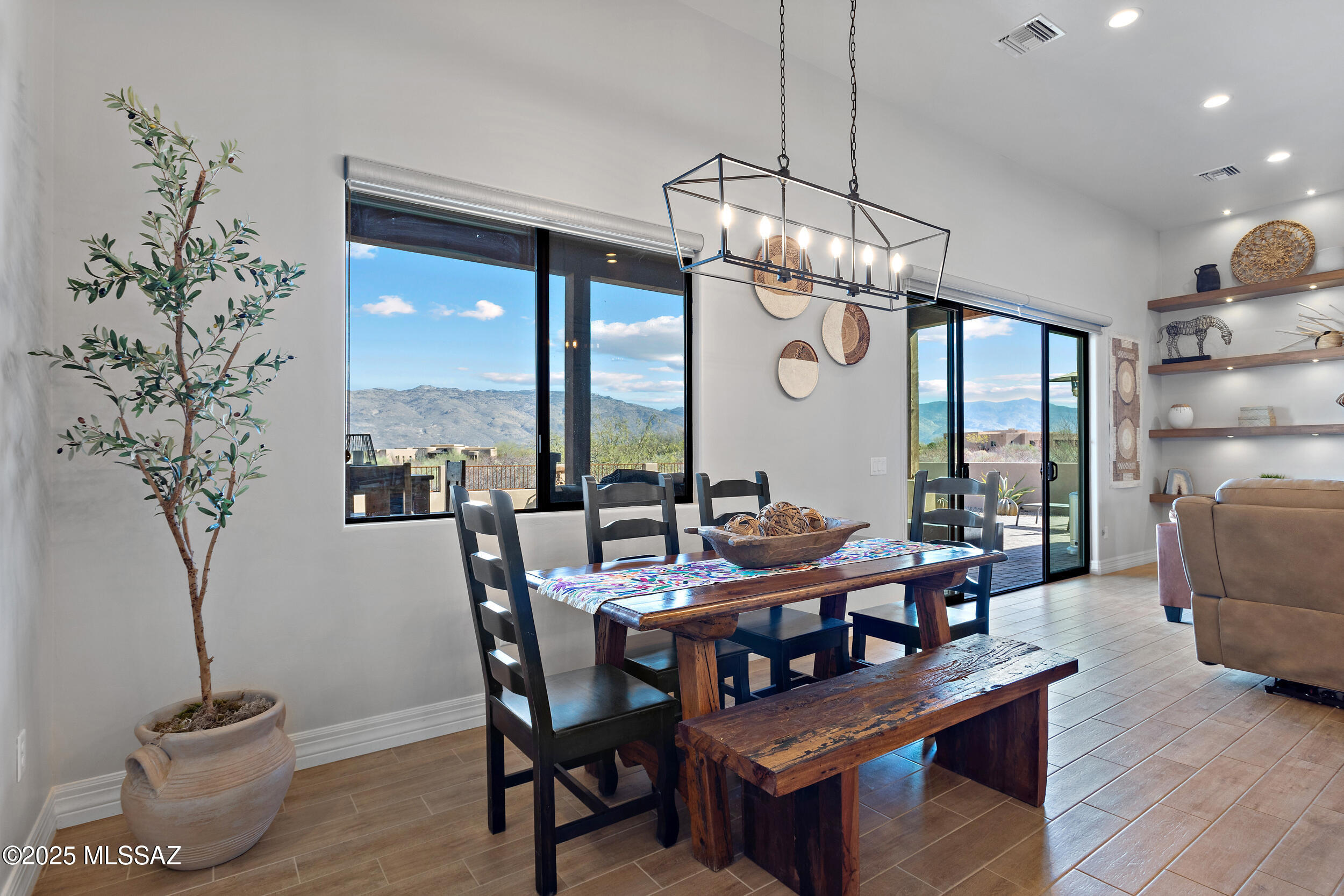Coyote Creek (1-395) - Residential