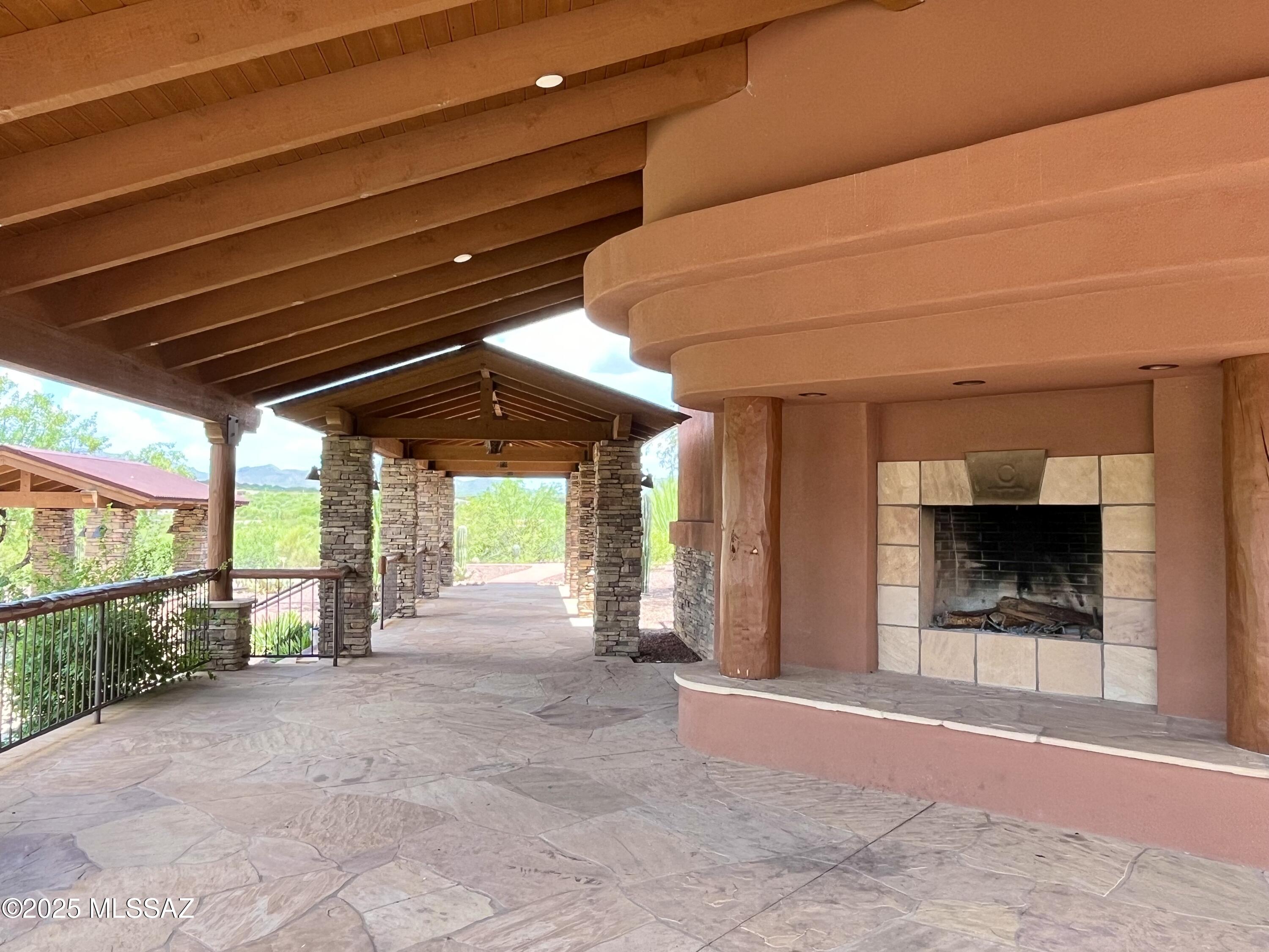 Coyote Creek (1-395) - Residential
