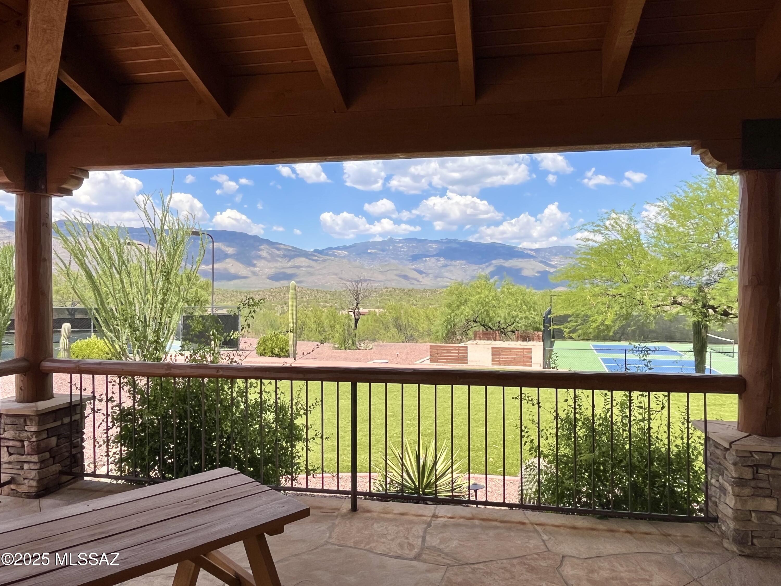 Coyote Creek (1-395) - Residential