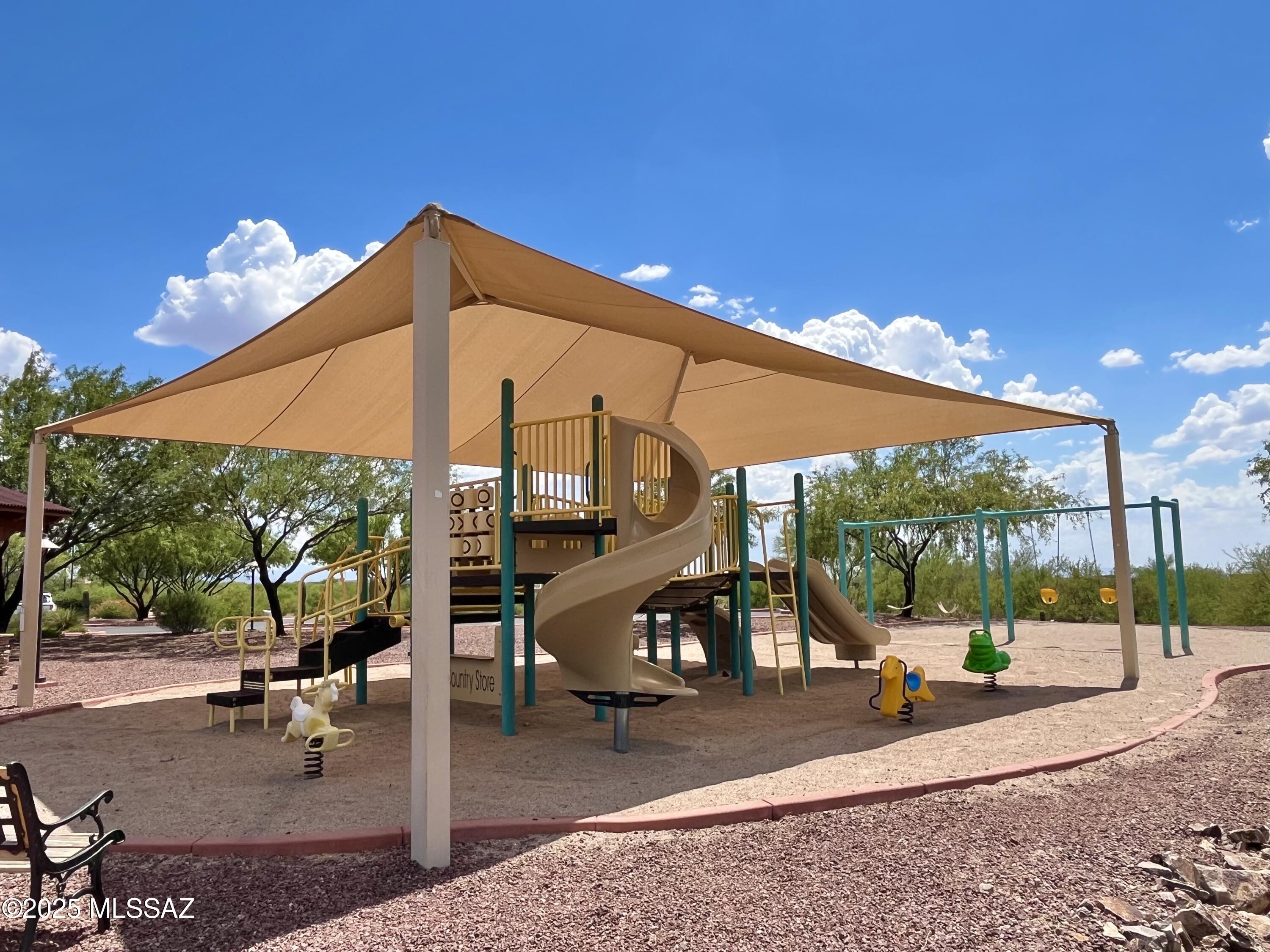 Coyote Creek (1-395) - Residential