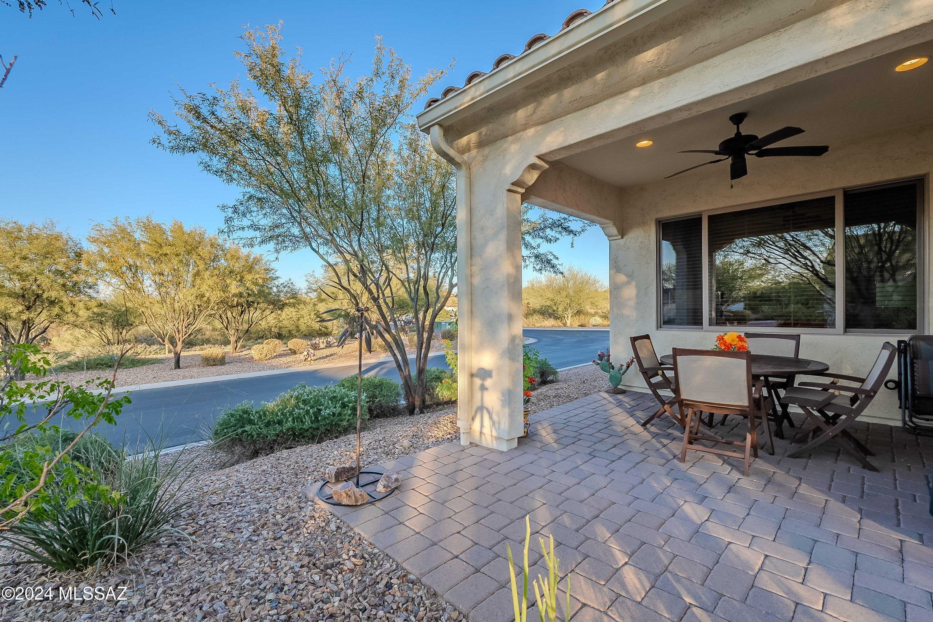 1819 E Barn Swallow Lane