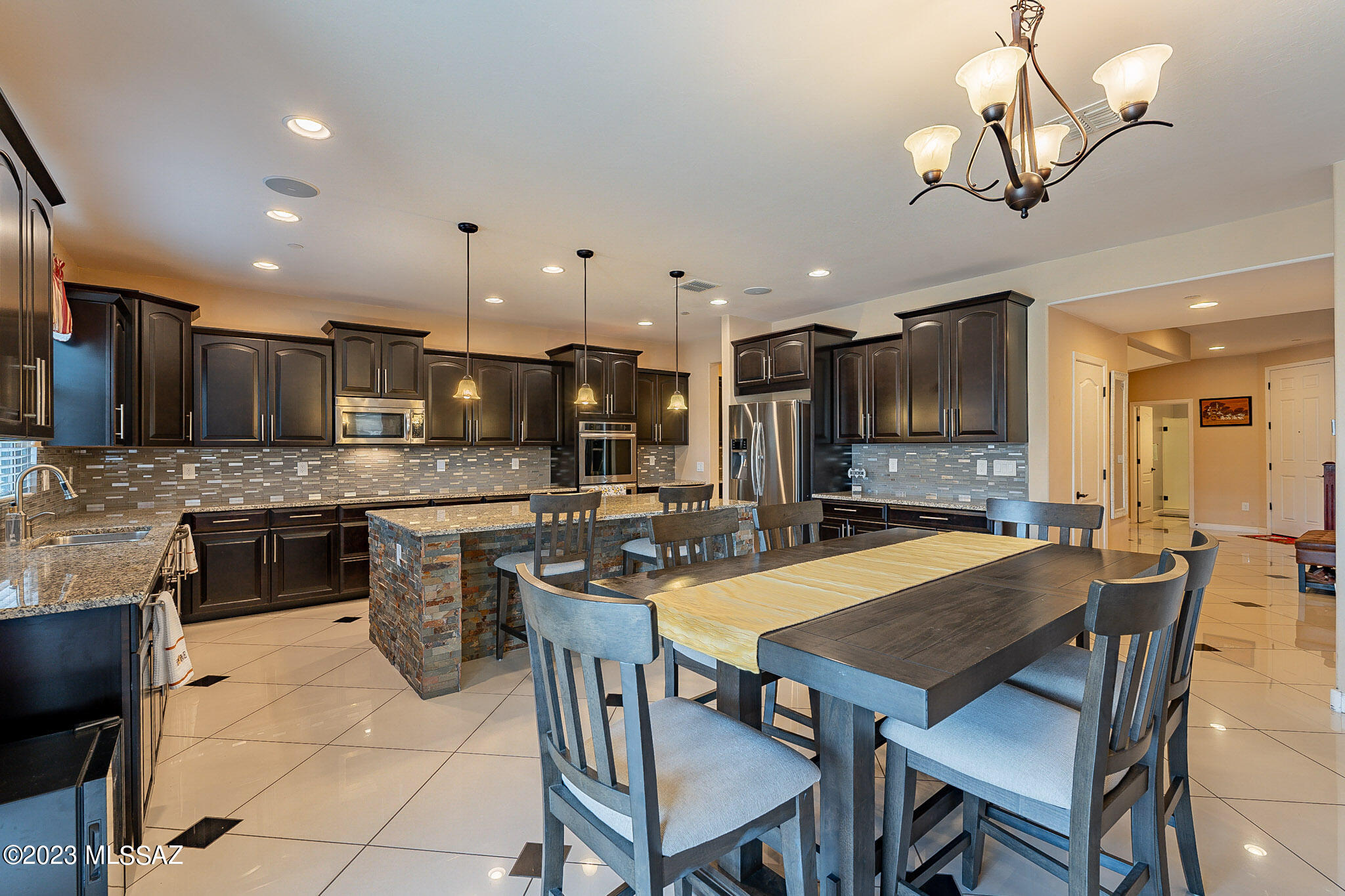 Rancho De Plata SQ20132830156 - Residential