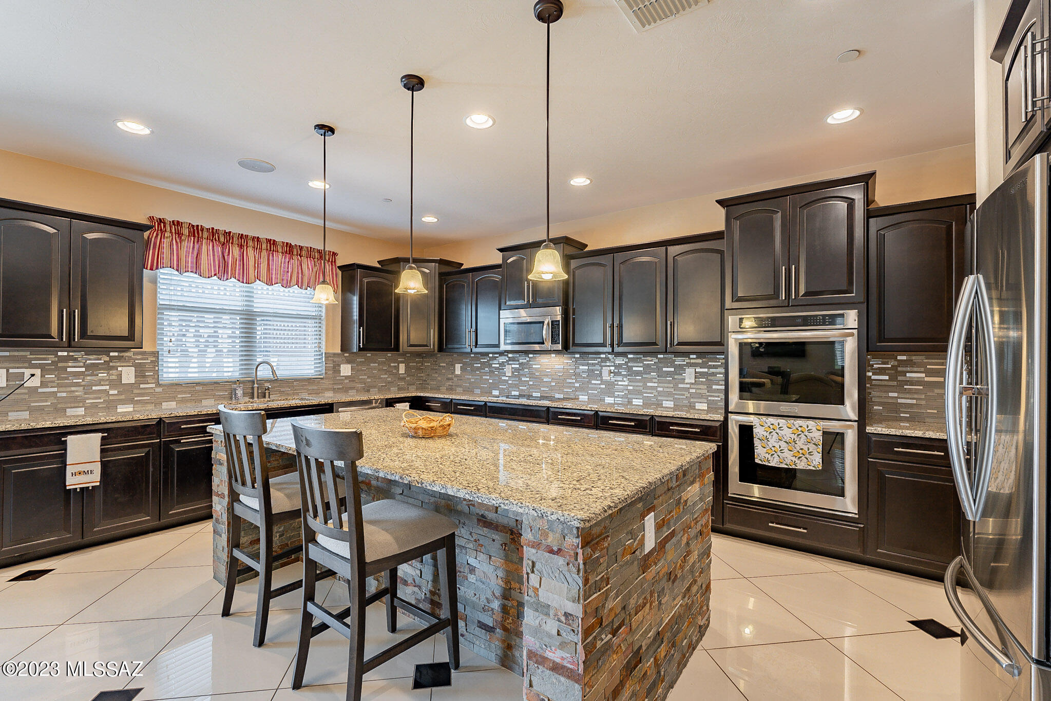 Rancho De Plata SQ20132830156 - Residential