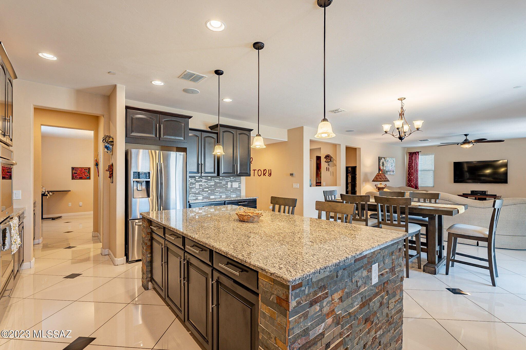 Rancho De Plata SQ20132830156 - Residential