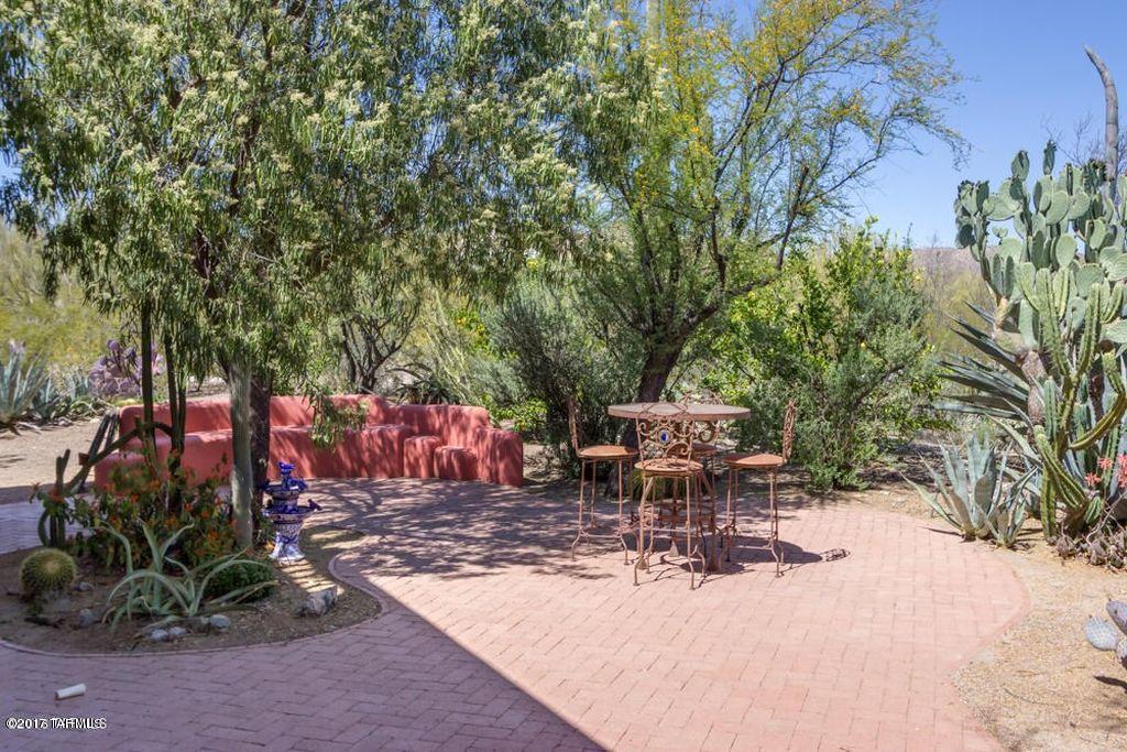 La Cholla Airpark - Residential