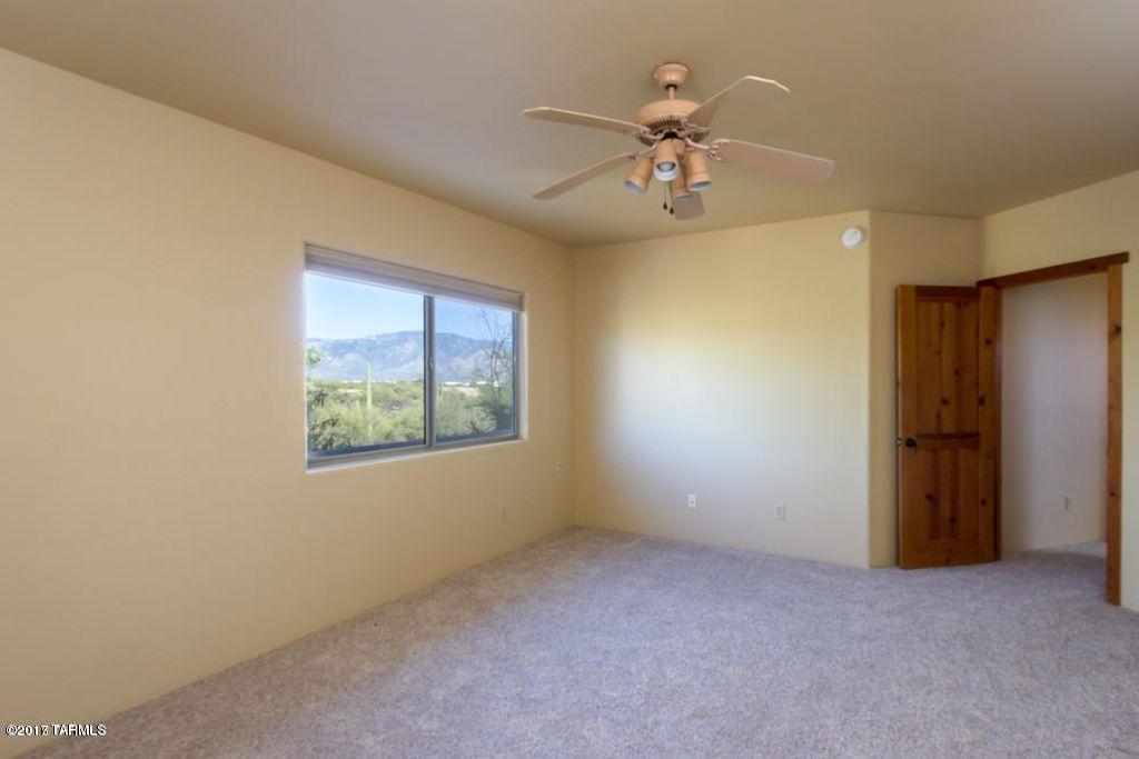 La Cholla Airpark - Residential