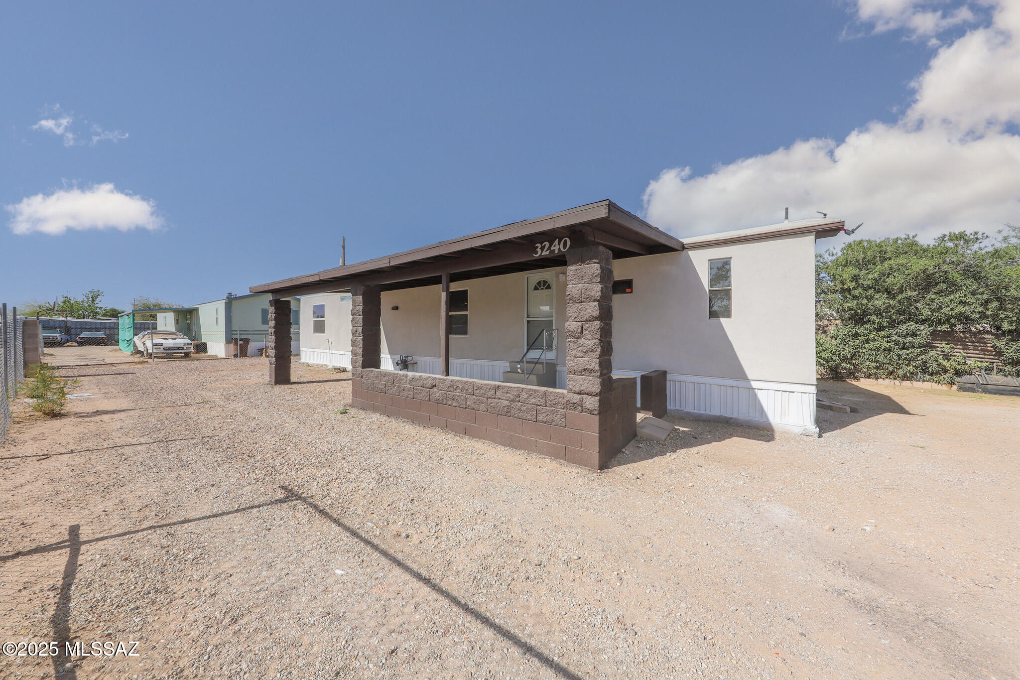 Los Ranchitos Number 8 - Residential