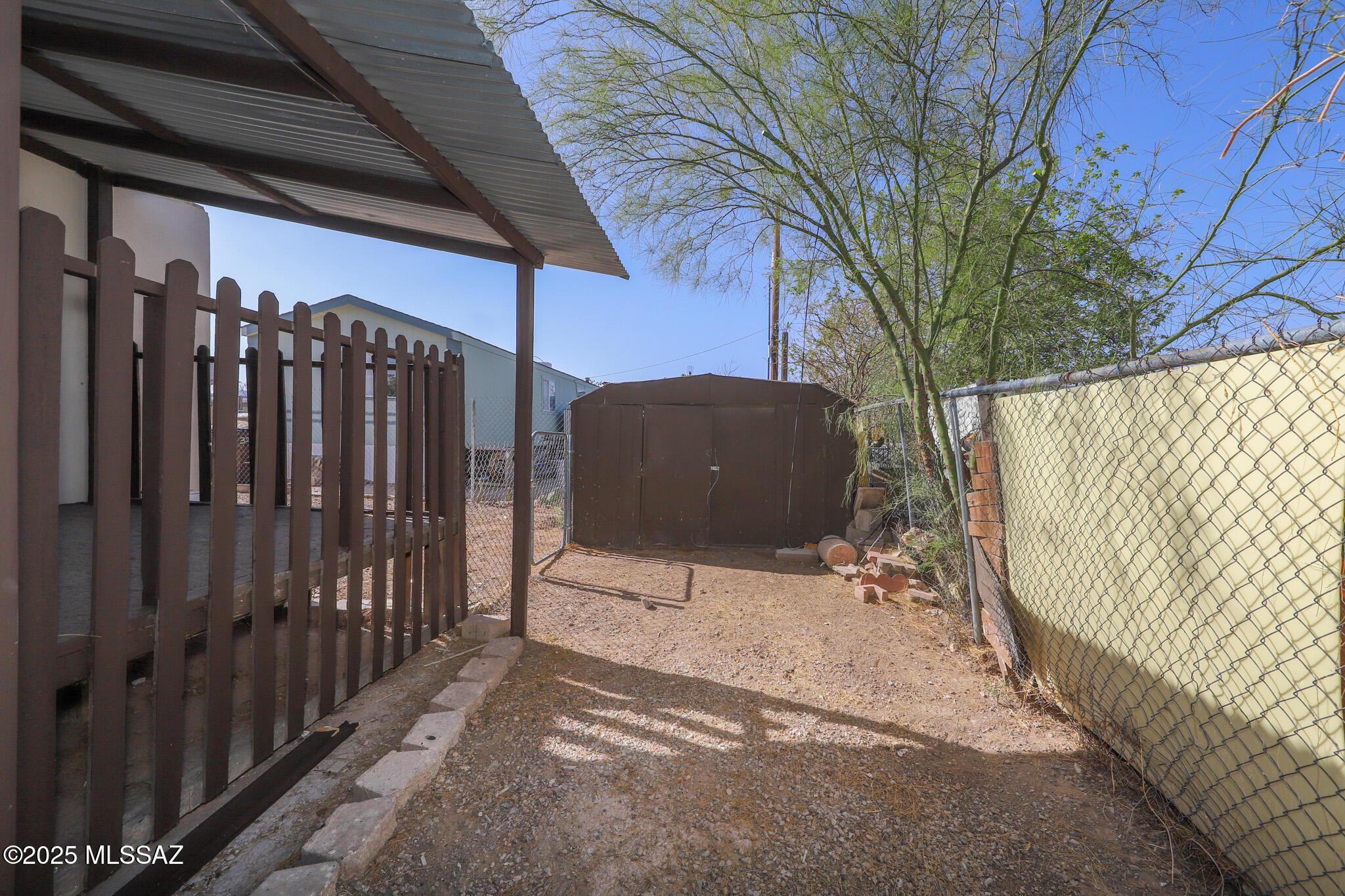 Los Ranchitos Number 8 - Residential