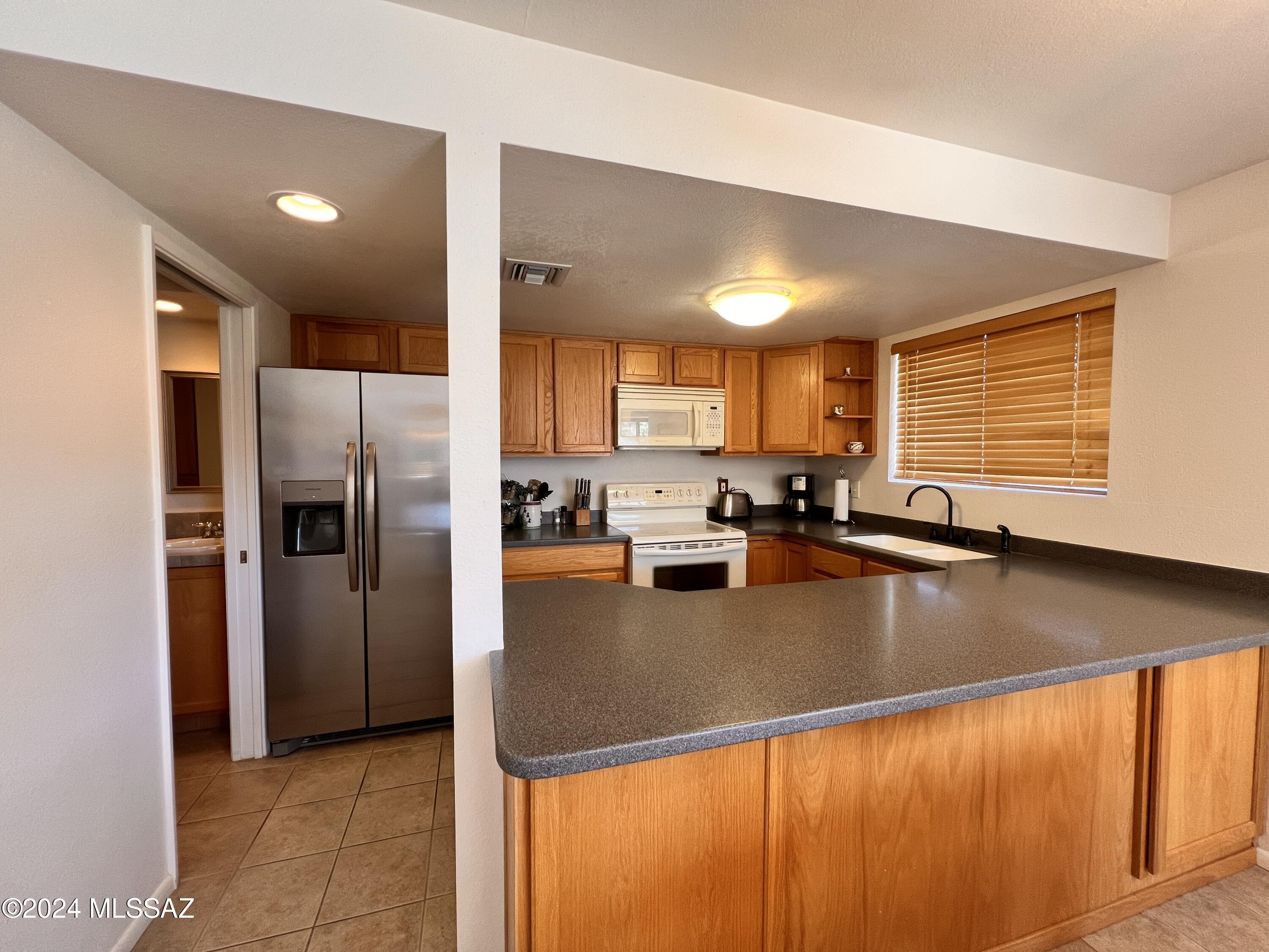 Ventana Vista Condominiums - Residential Lease
