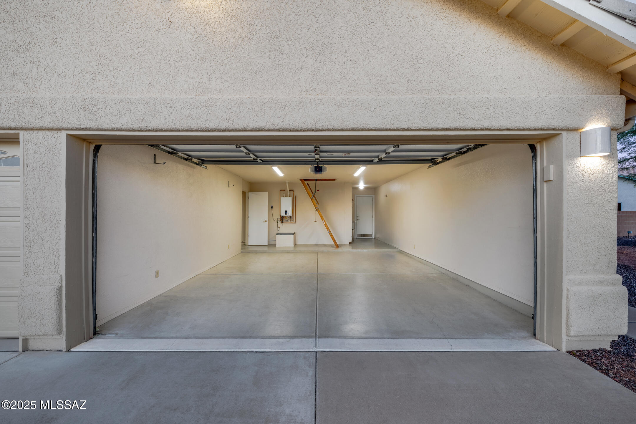 Canada Heights (69-125) - Residential