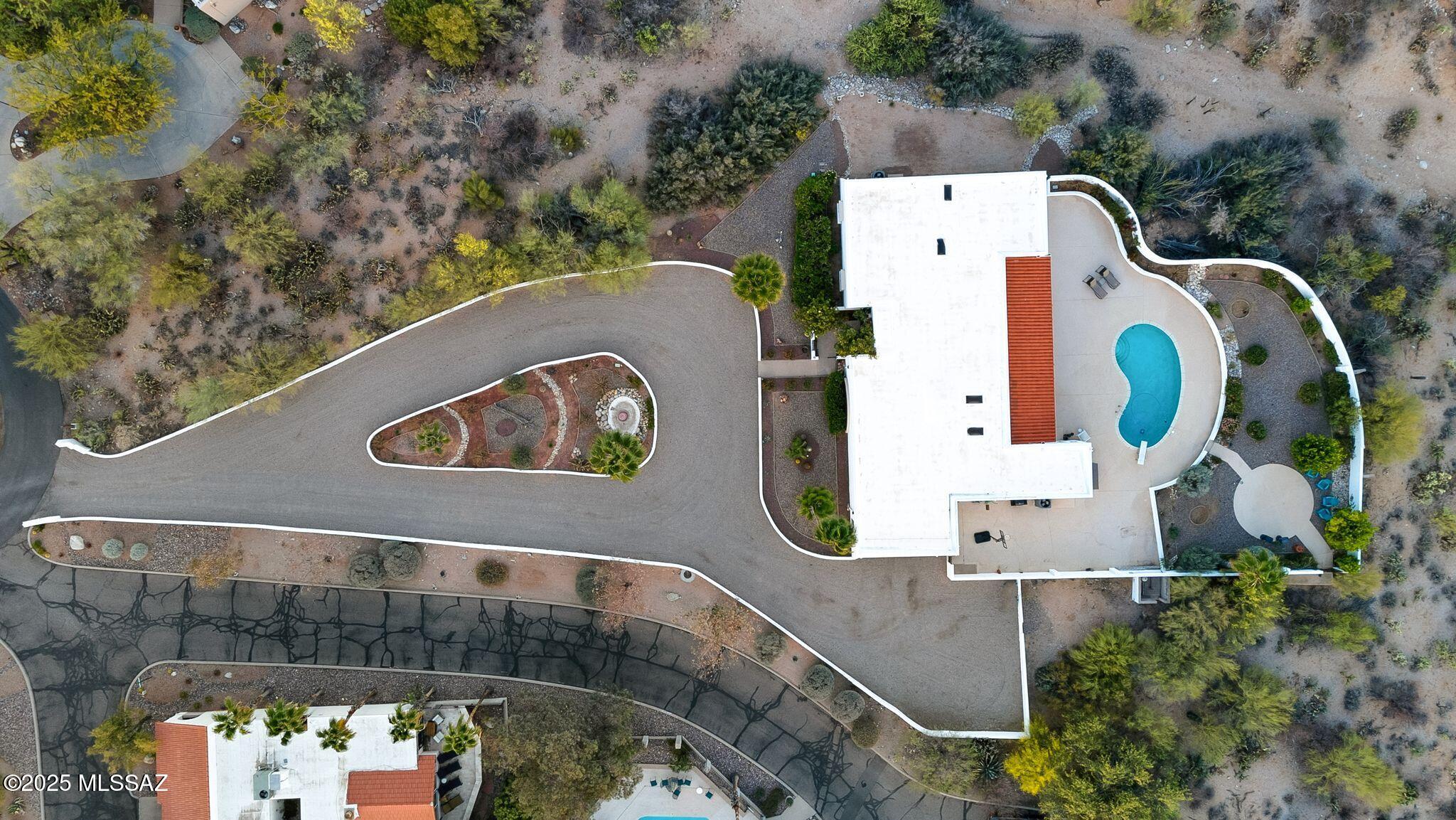 6210 N Camino Pimeria Alta