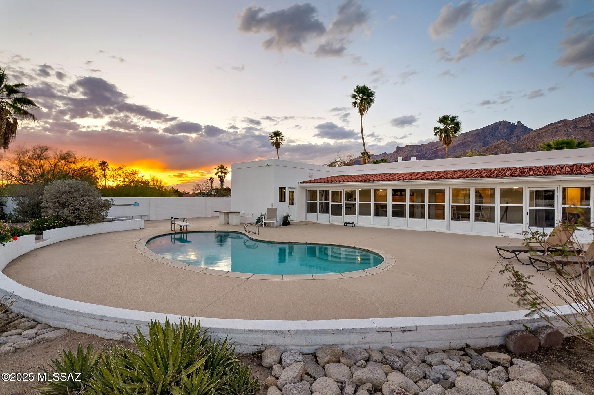6210 N Camino Pimeria Alta
