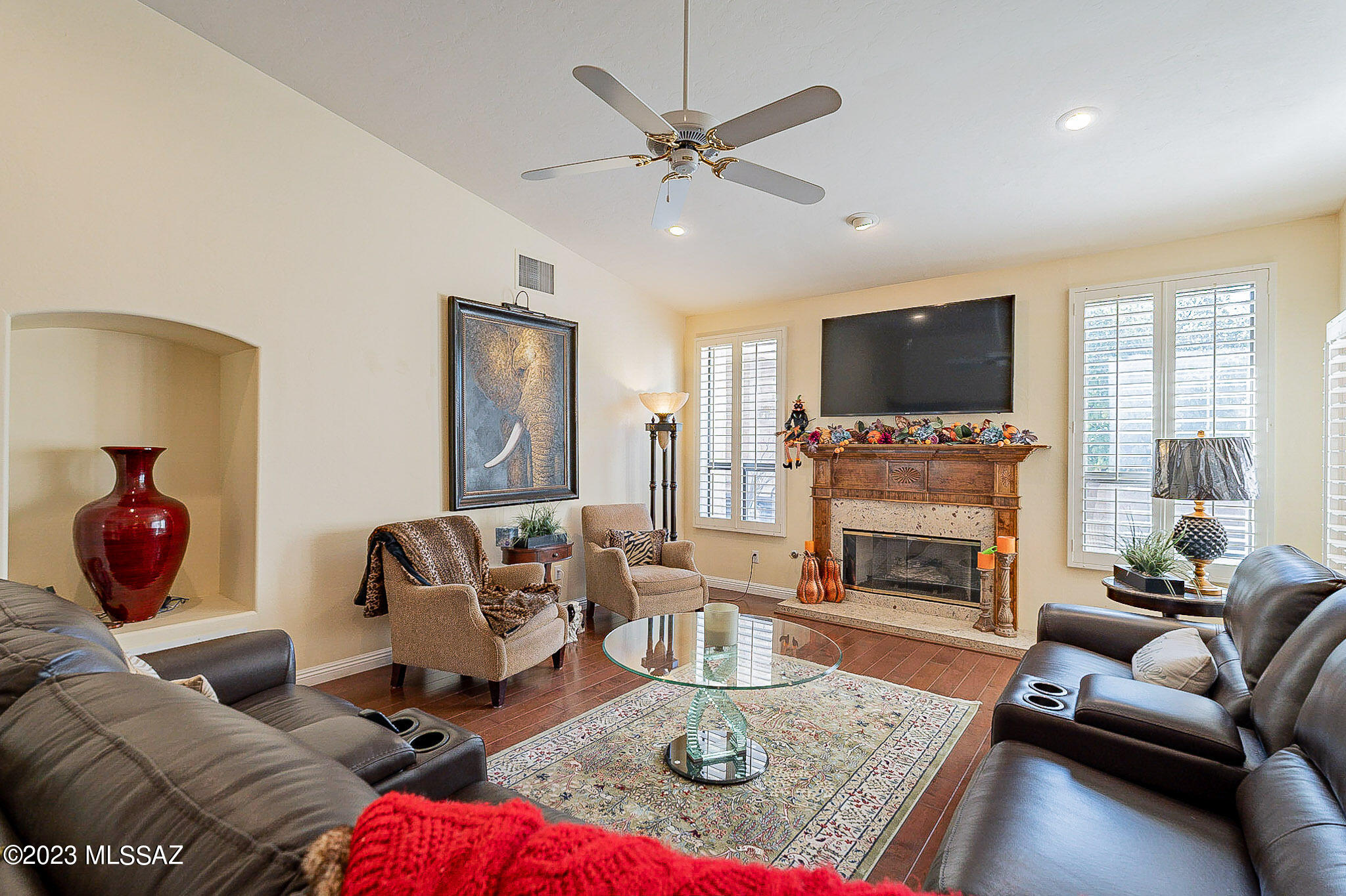 Riverbend - Sabino Canyon Road  (1-97) - Residential