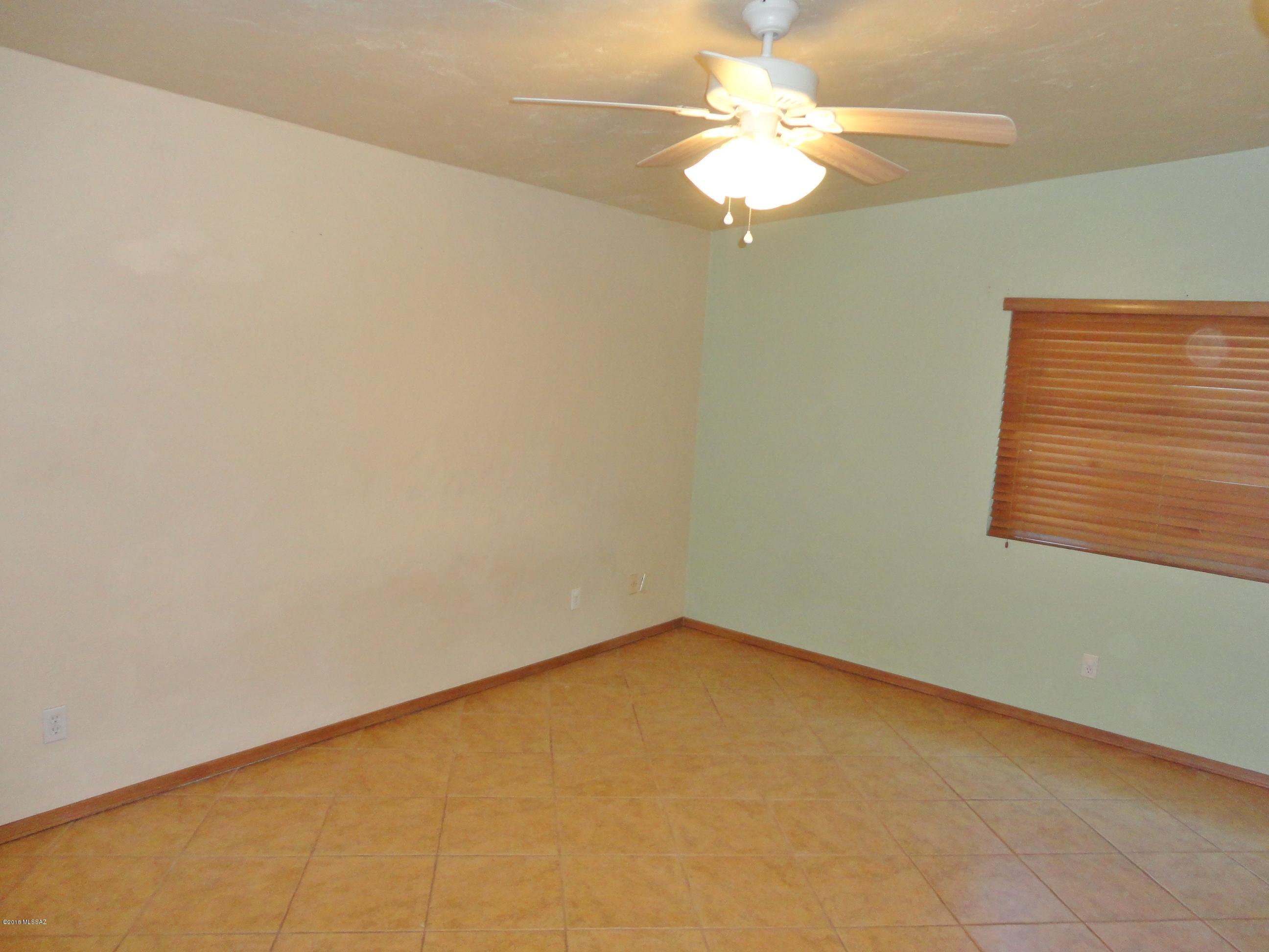 Woodland Knolls (1-29) - Residential