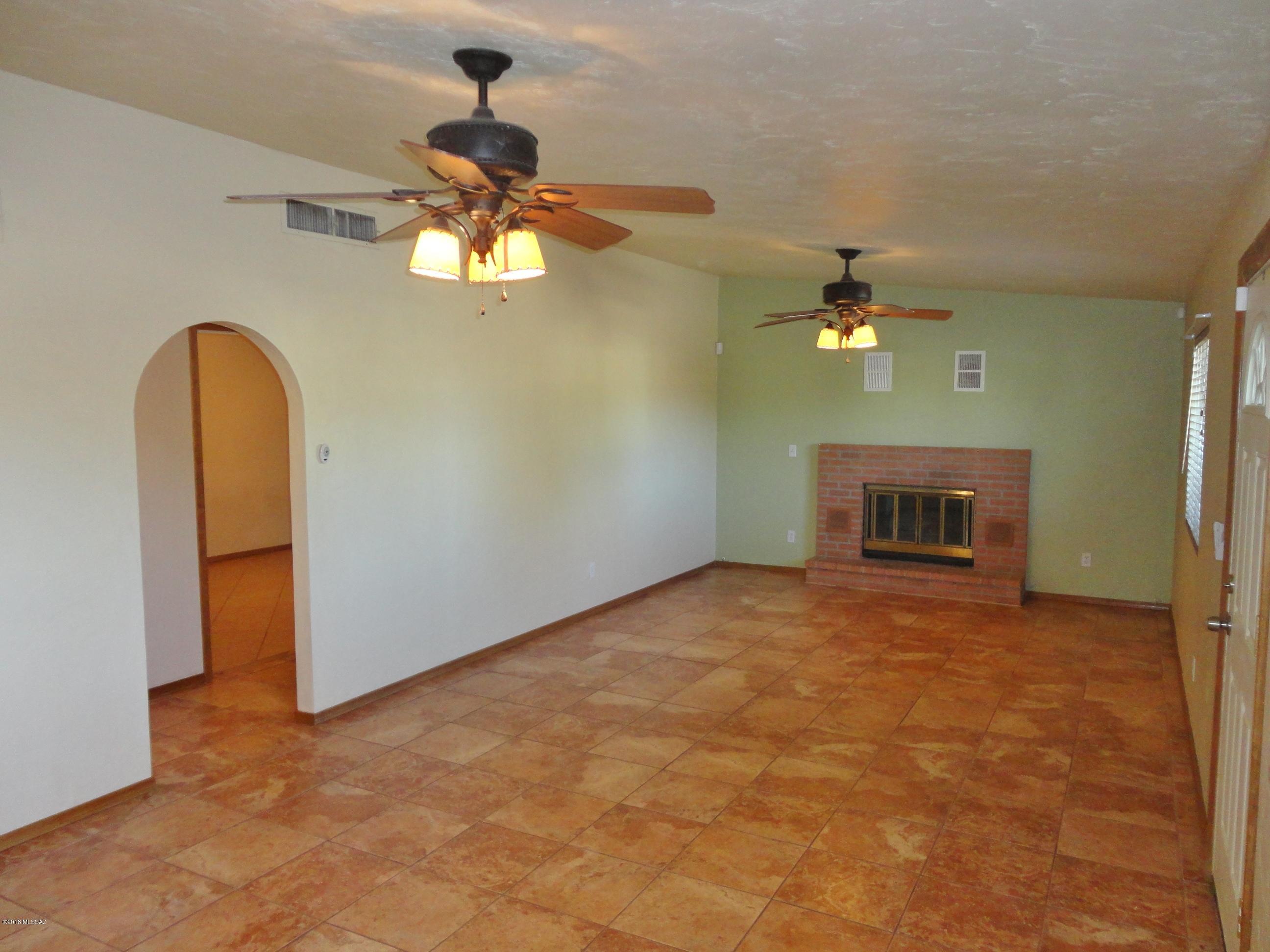 Woodland Knolls (1-29) - Residential