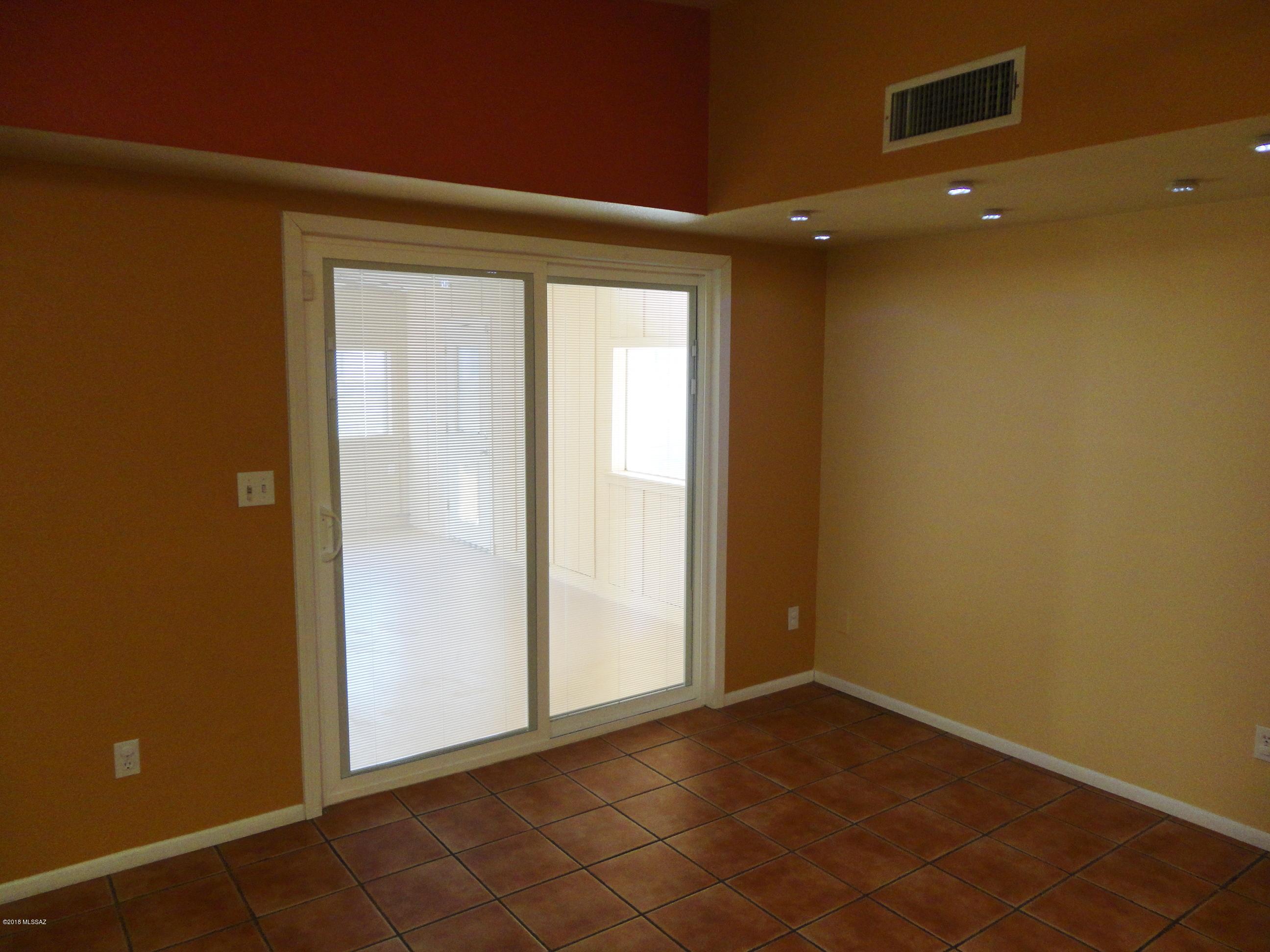 Woodland Knolls (1-29) - Residential