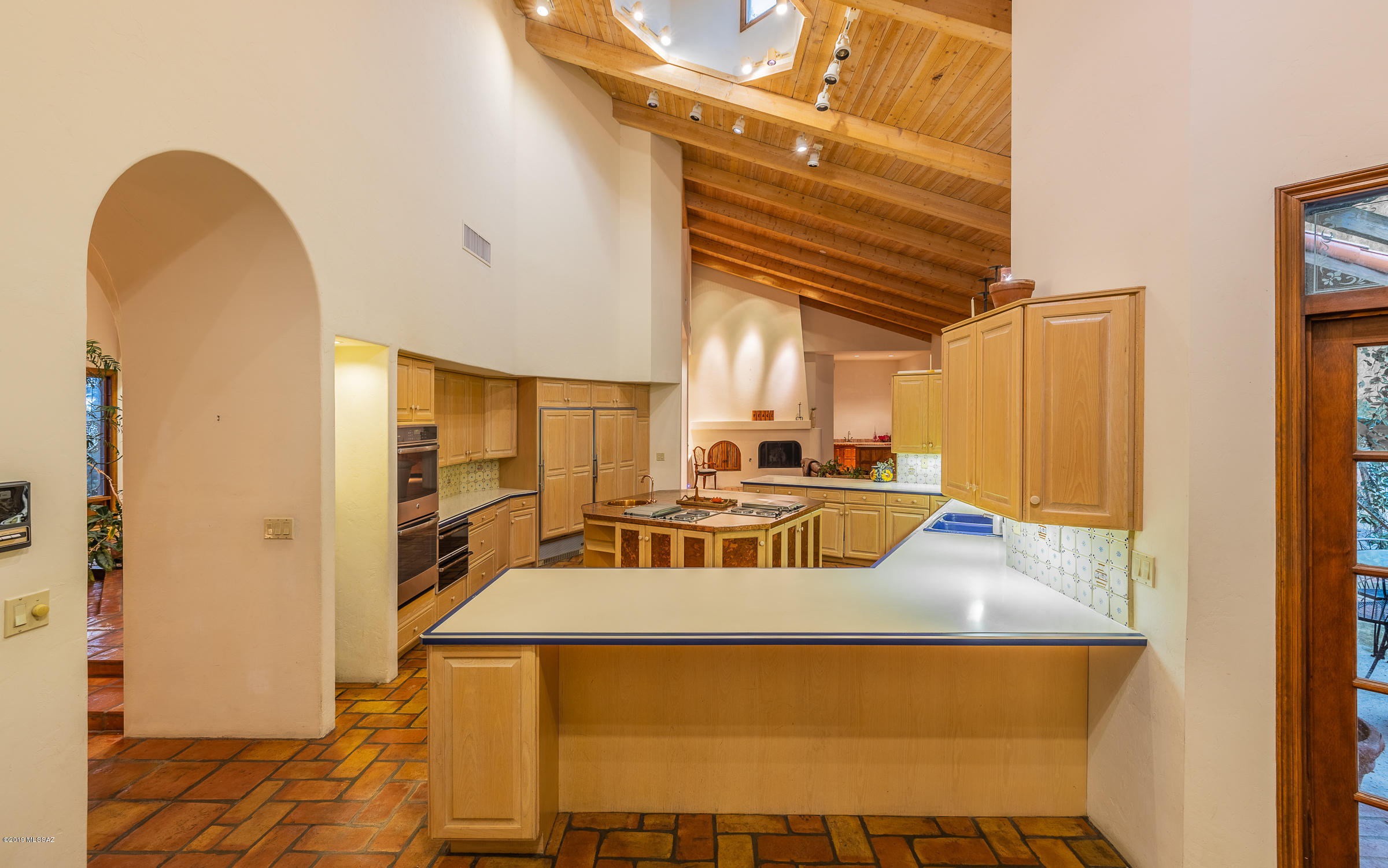 Finisterra (1-210) - Residential