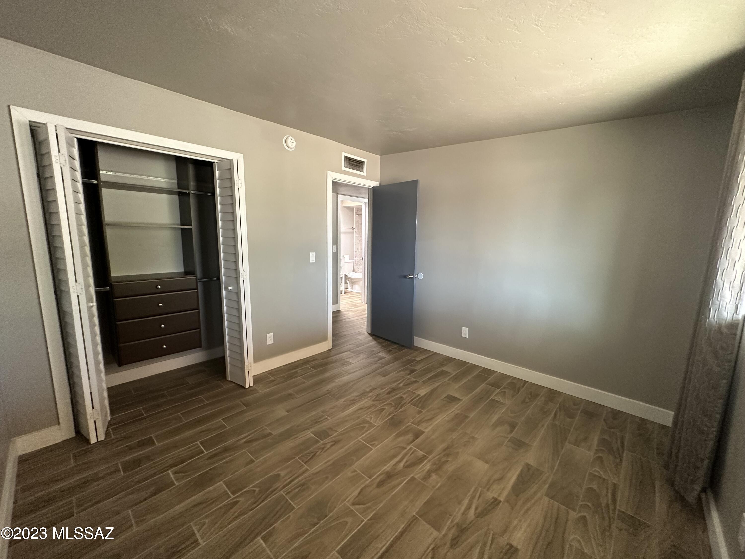 Horizon Hills (1-579) - Residential Lease