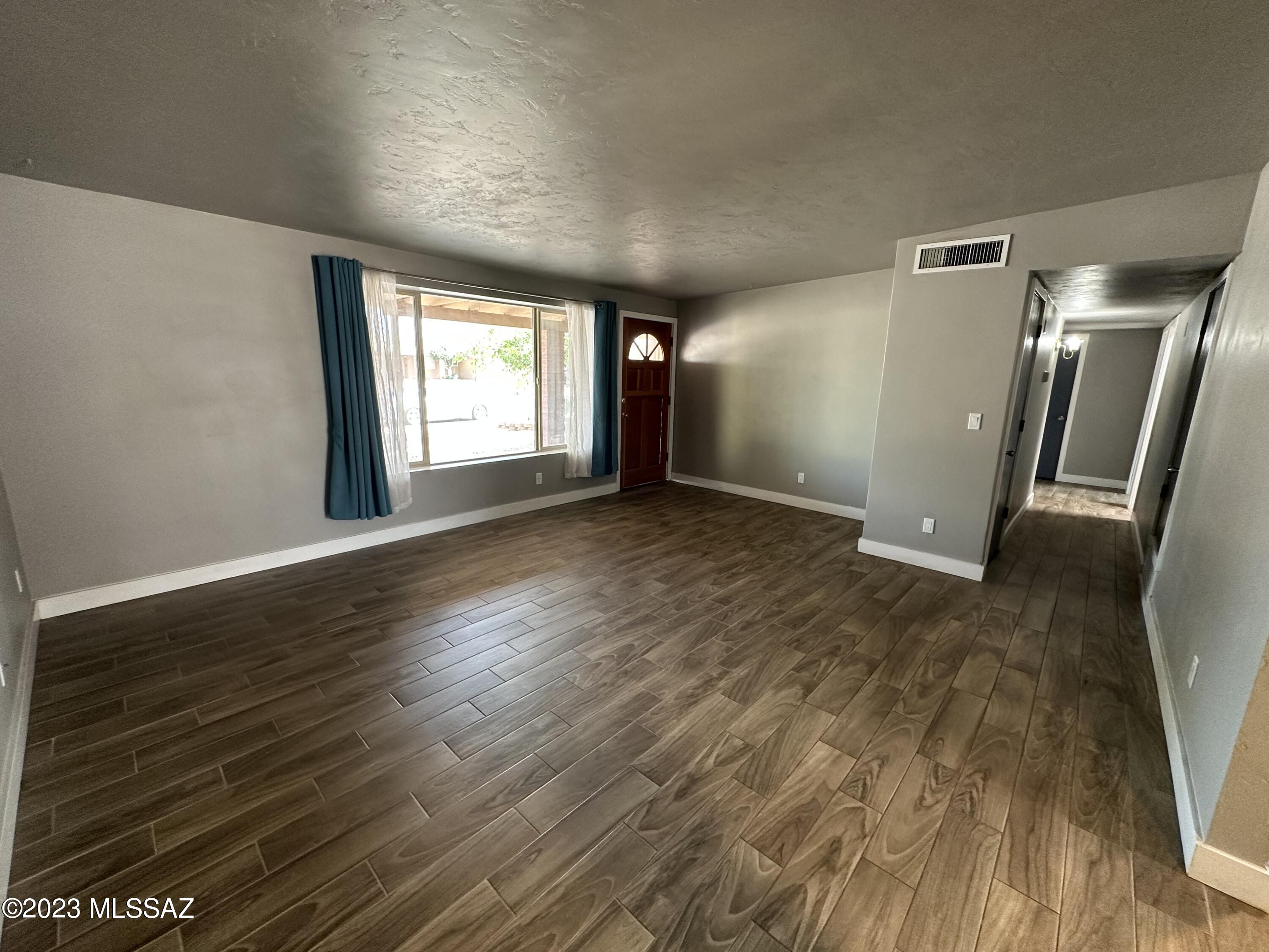 Horizon Hills (1-579) - Residential Lease
