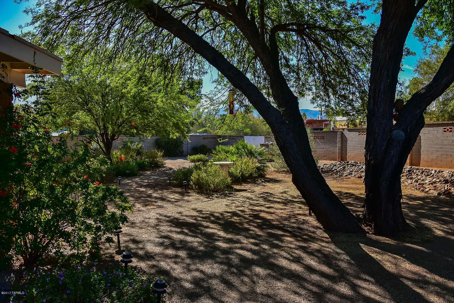 Eastern Hills Estates (1-41) - Residential