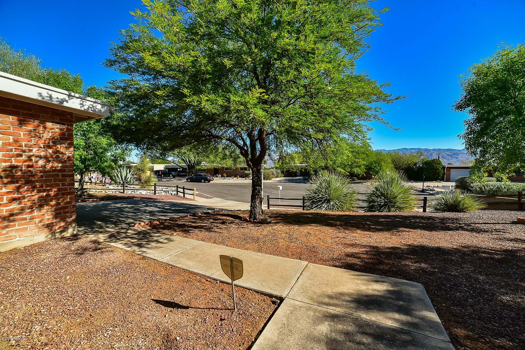 Eastern Hills Estates (1-41) - Residential