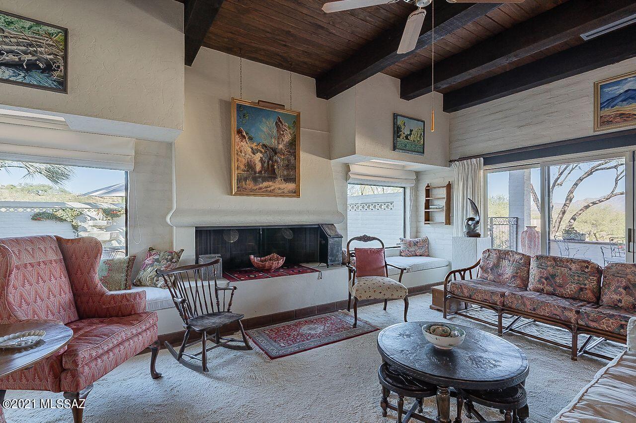 Palo Parado Estates - Residential