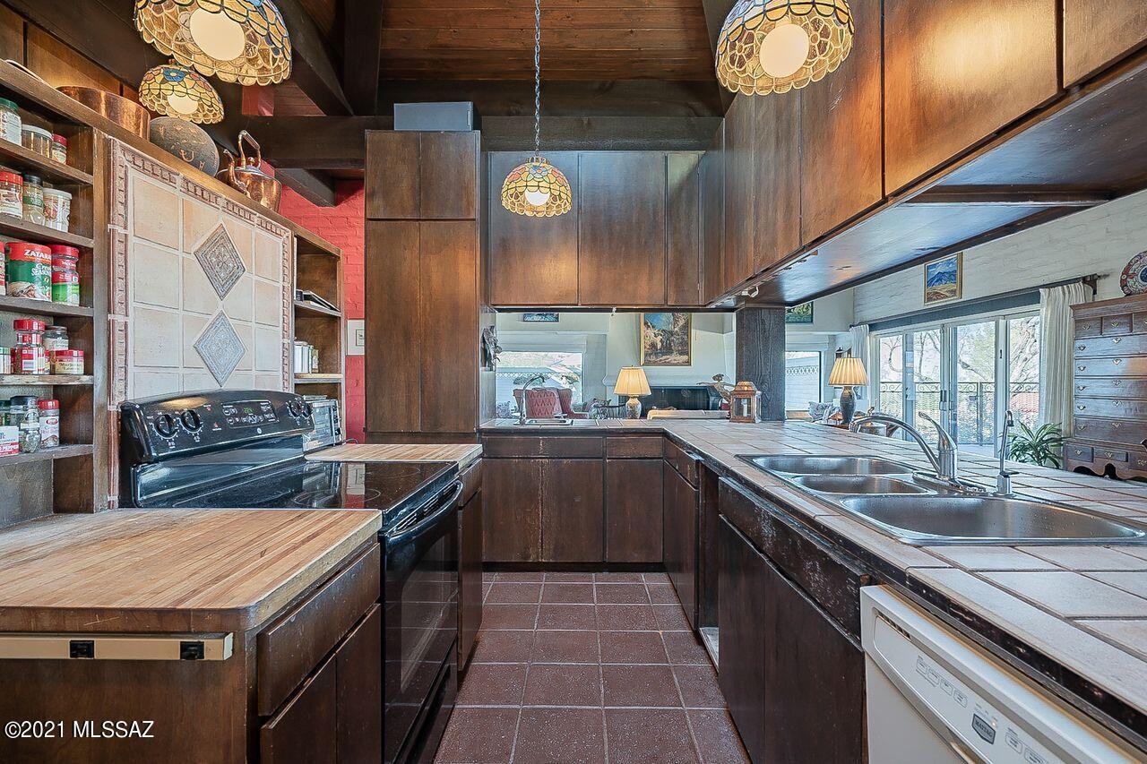 Palo Parado Estates - Residential