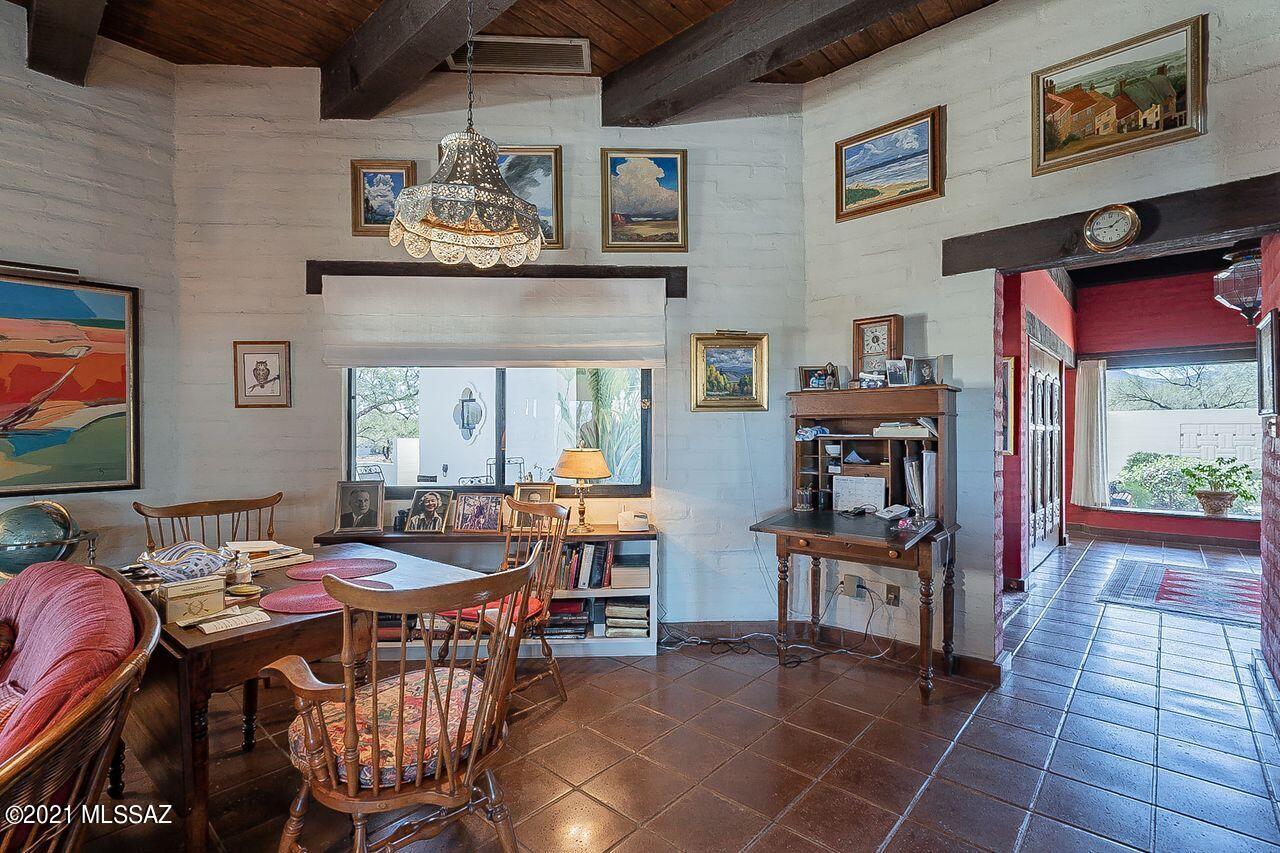 Palo Parado Estates - Residential