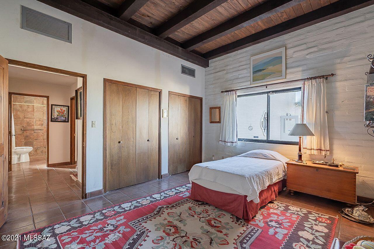 Palo Parado Estates - Residential
