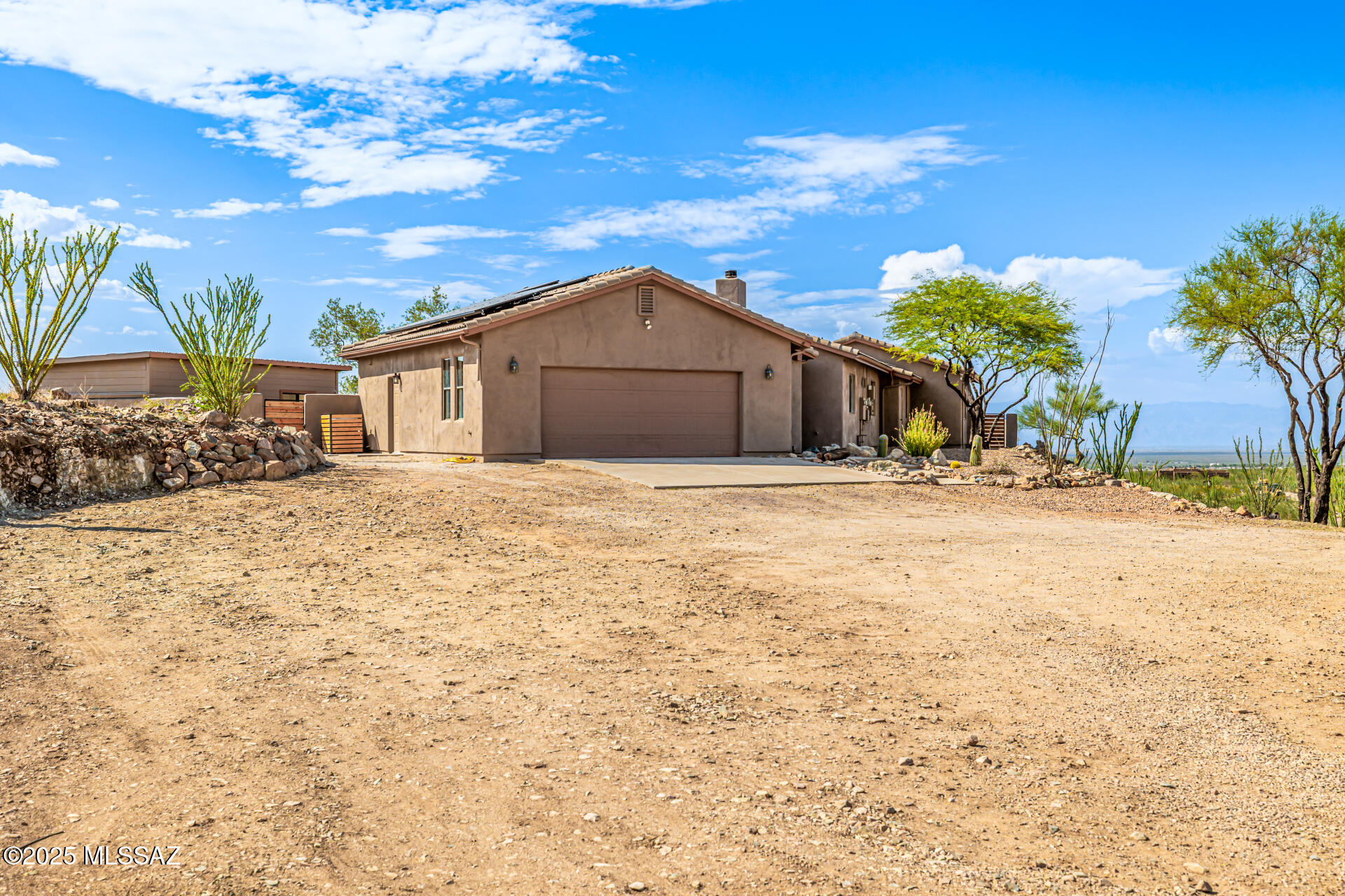 18825 S Ocotillo Rim Place