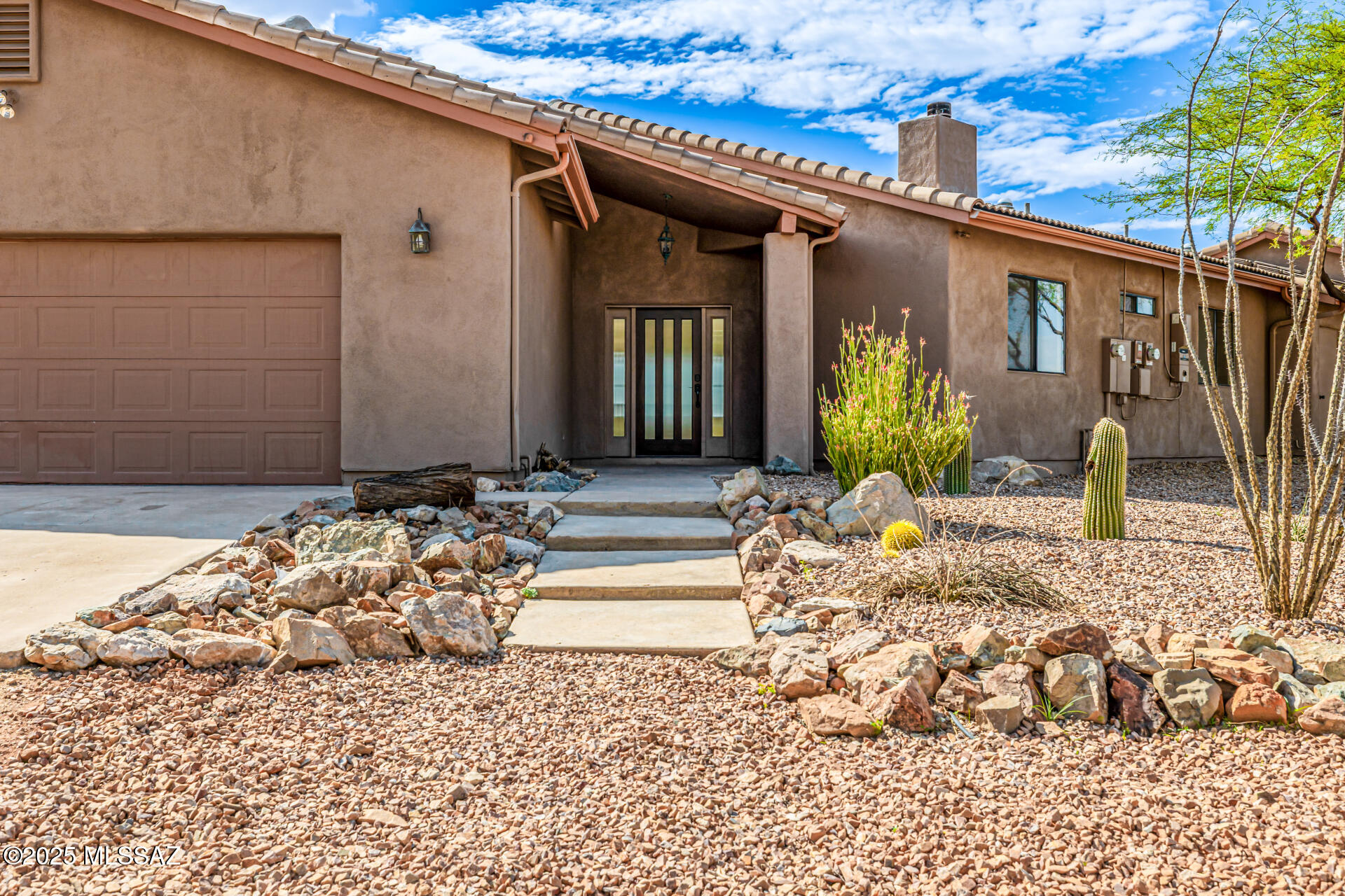 18825 S Ocotillo Rim Place