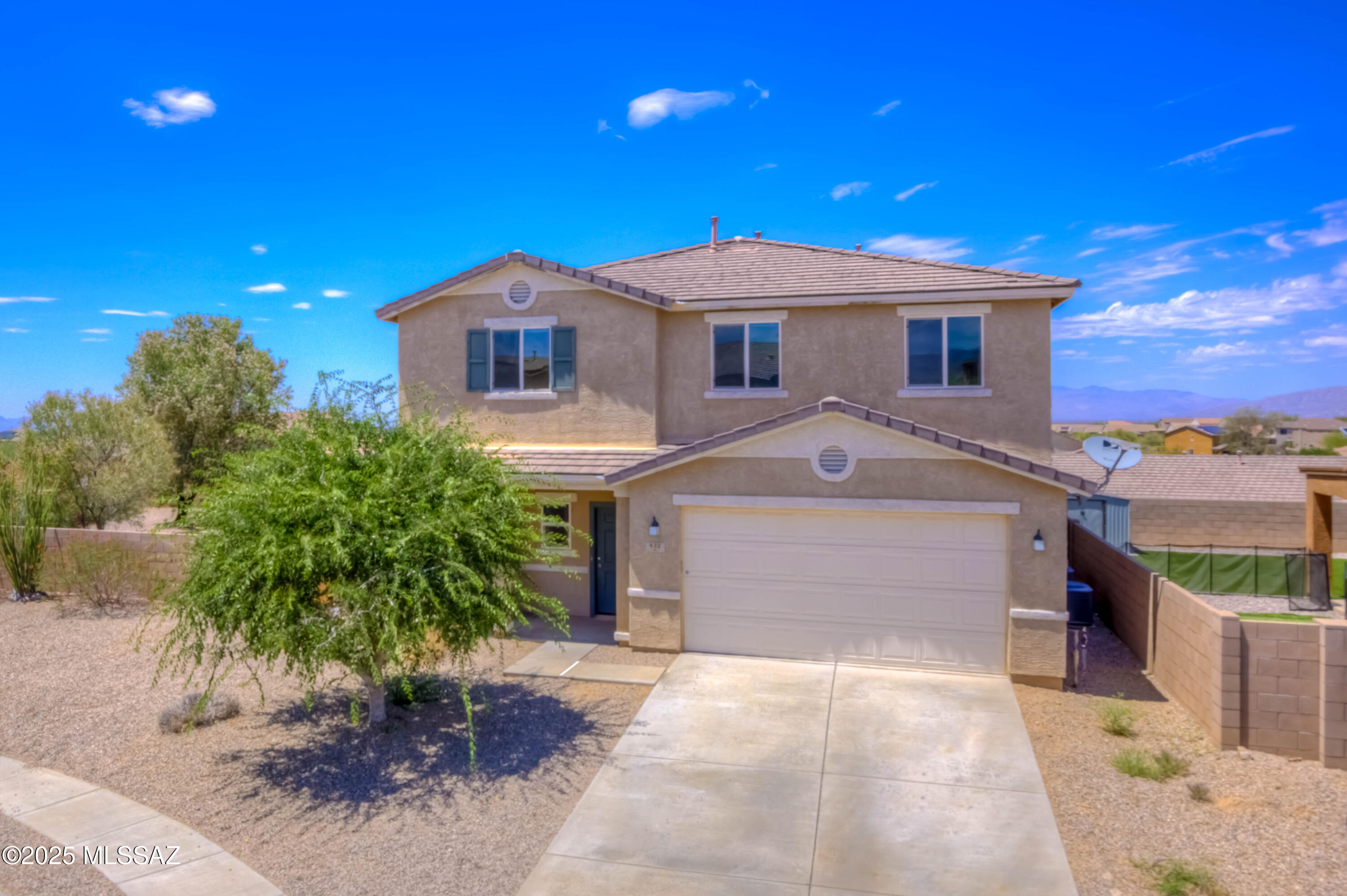 432 W RG Lee Place