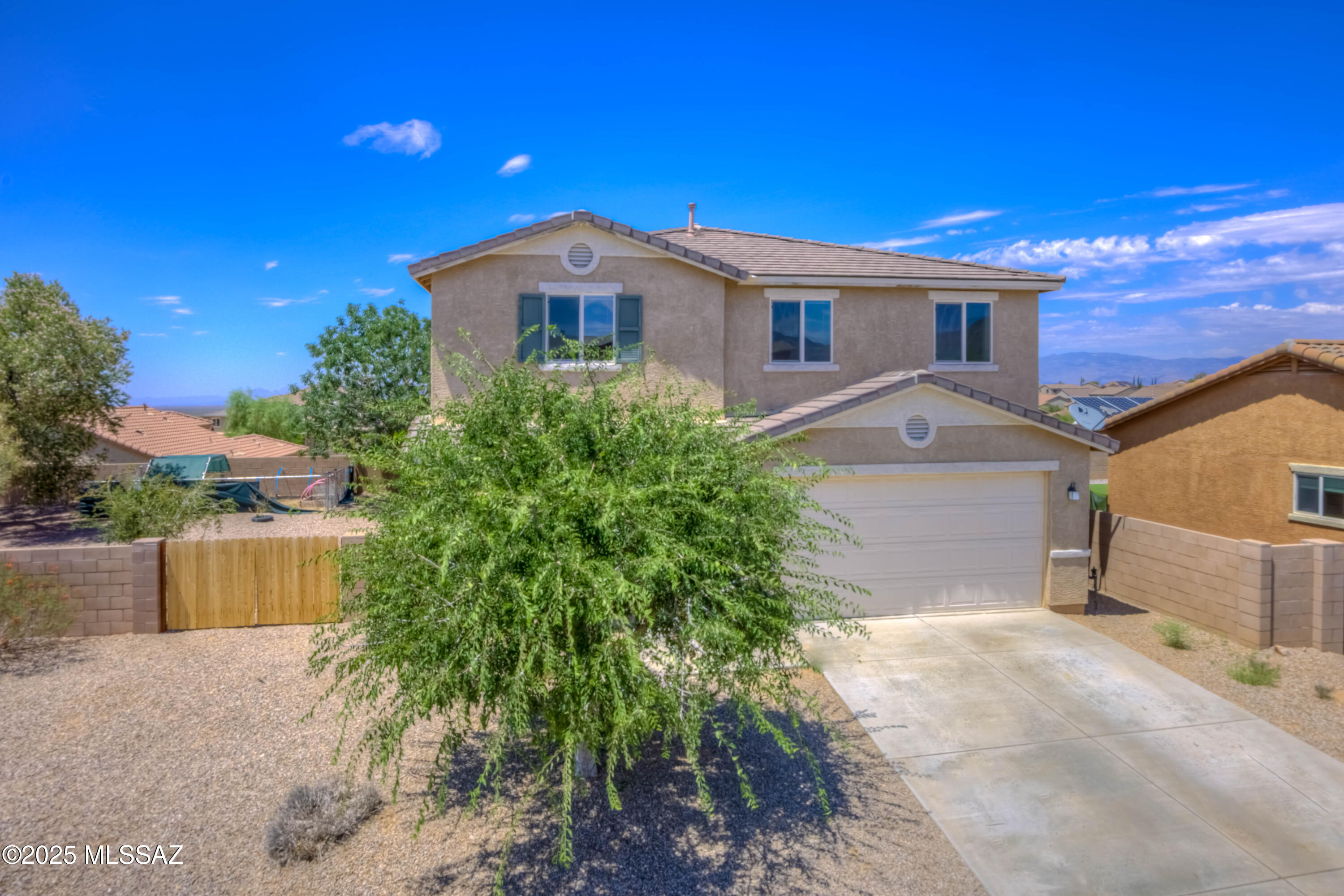 432 W RG Lee Place