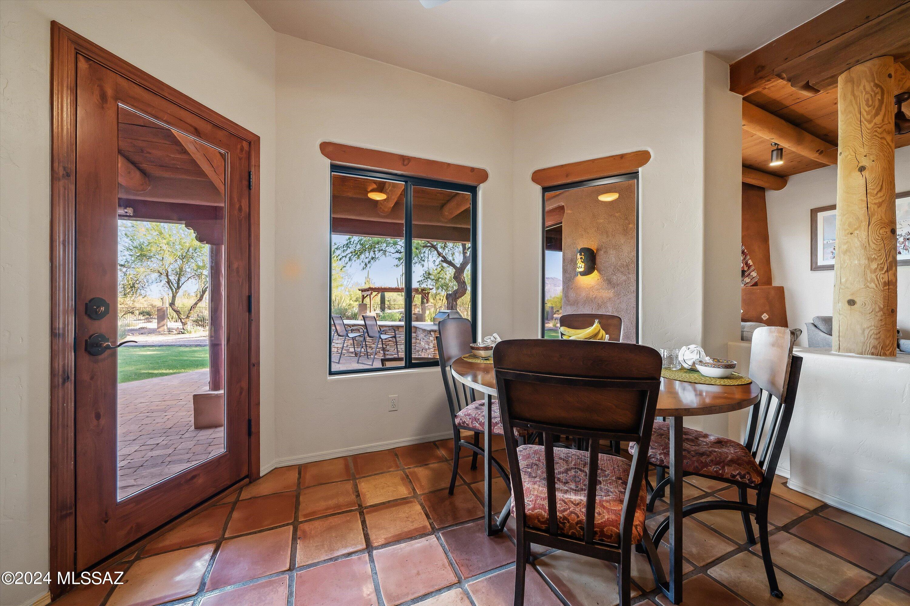 La Cholla Airpark - Residential