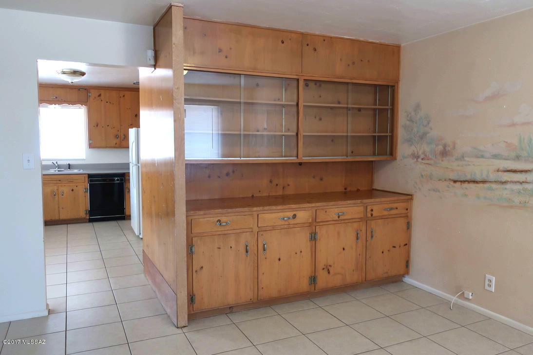 Crest View - Residential Lease