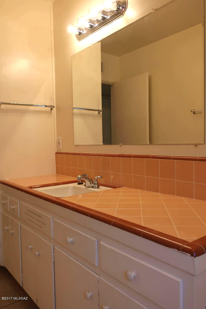 Crest View - Residential Lease
