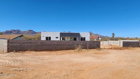 A home in Rio Rico