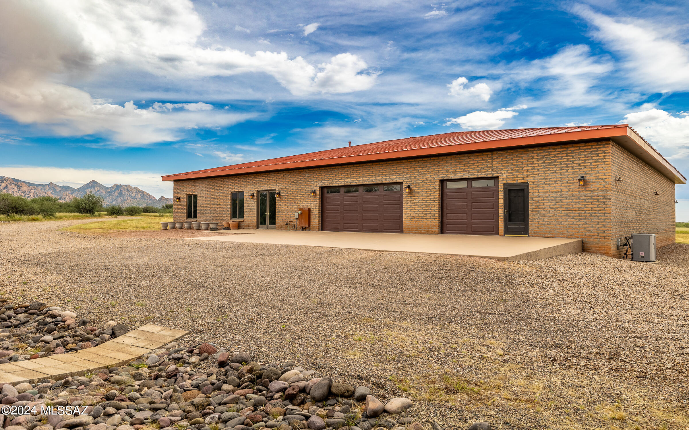 Dragoon Mountain Ranch - Residential