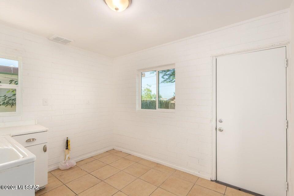 Western Hills Addition NO. 1 - Residential Income