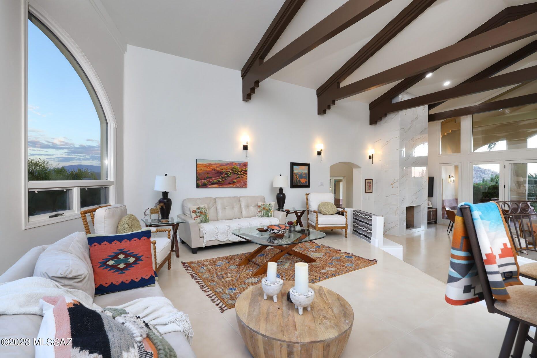 Finisterra (1-210) - Residential