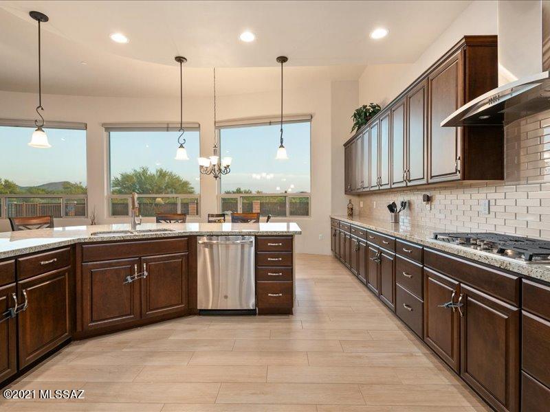 Coyote Creek (1-395) - Residential