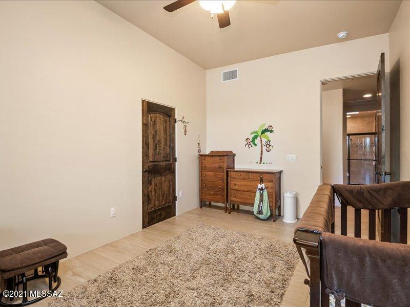 Coyote Creek (1-395) - Residential
