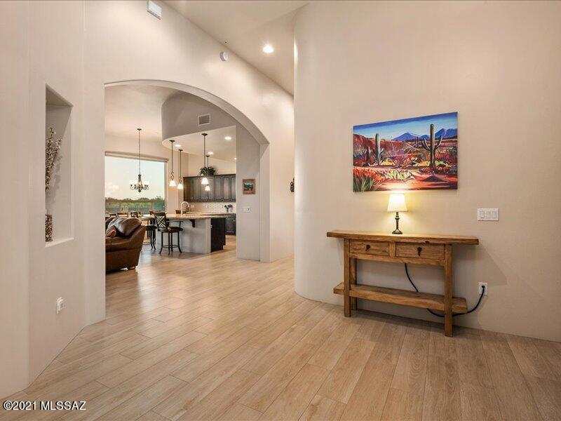 Coyote Creek (1-395) - Residential