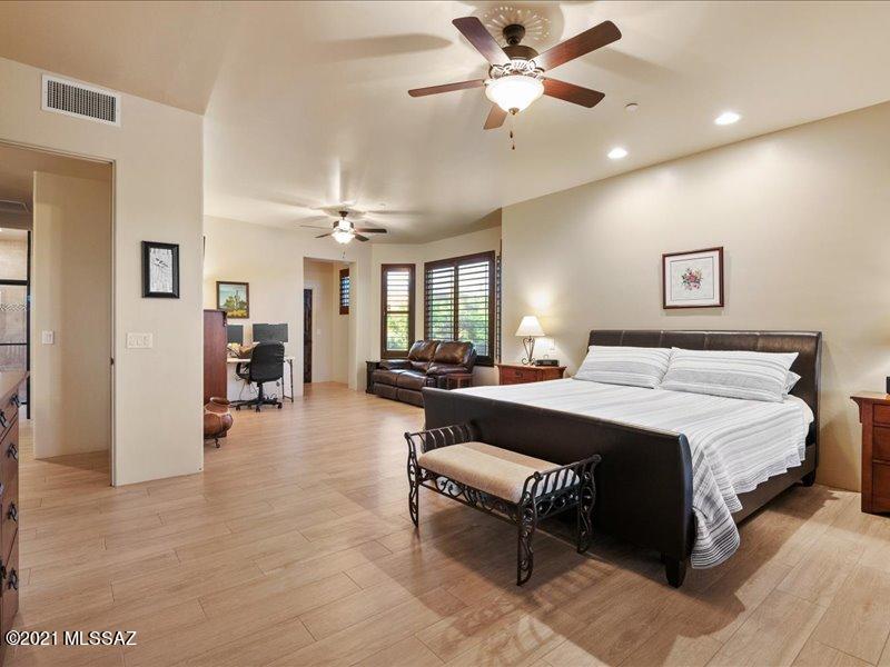 Coyote Creek (1-395) - Residential
