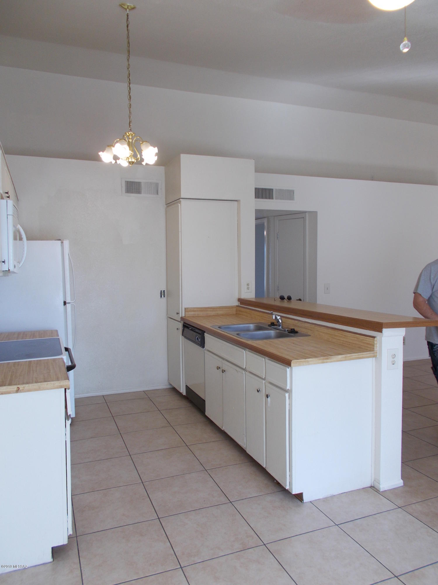 Village At Midvale Park Amend, (165-260) - Residential Lease
