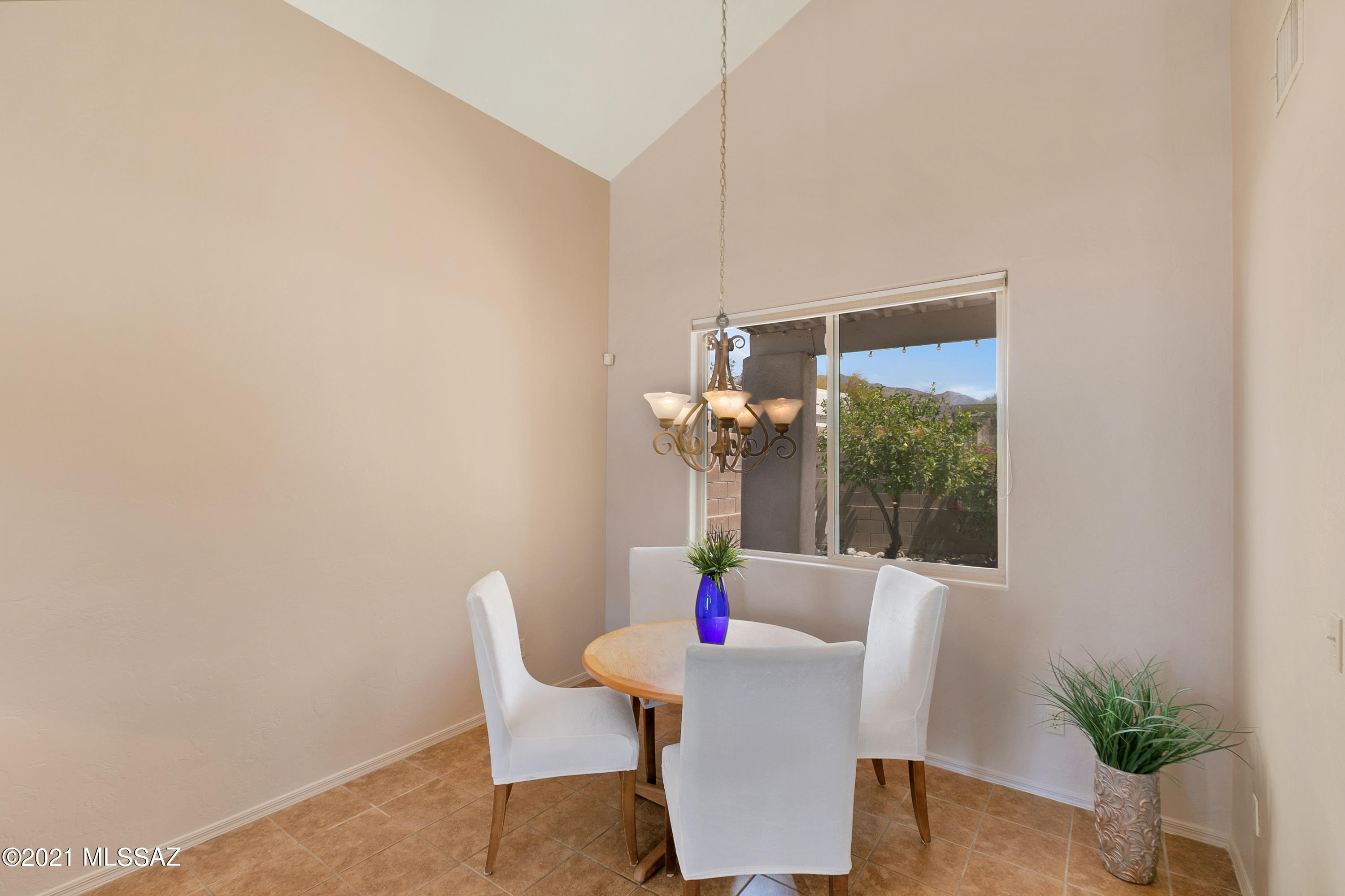 Rancho Lomas (1-81) - Residential