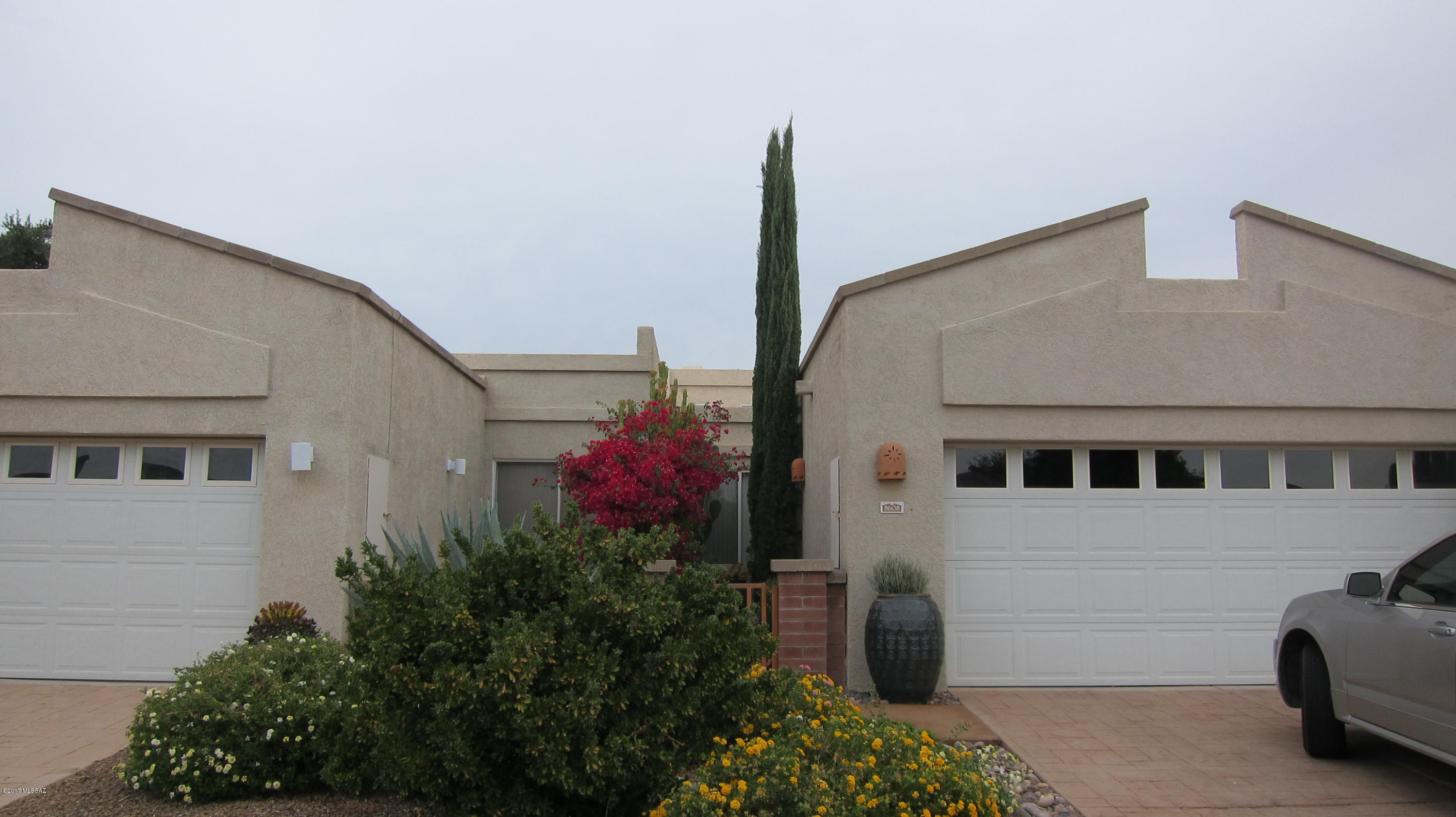 Tucson National Townhomes West III(1-46) - Residential