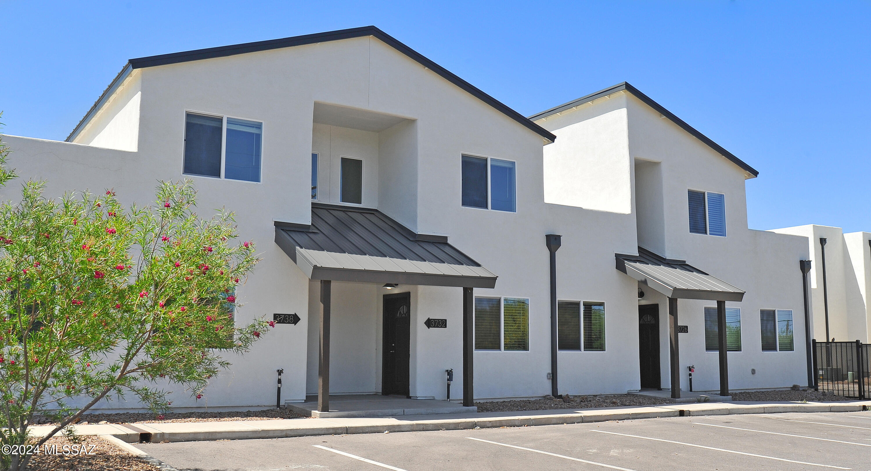 View Tucson, AZ 85716 townhome