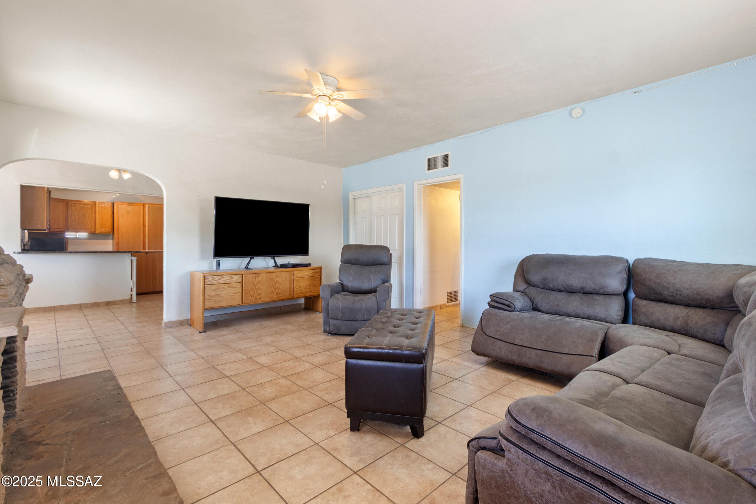 501 E Yavapai Road
