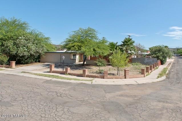 Manzanita Manor NO.3 Bk(9,10,11,12) - Residential